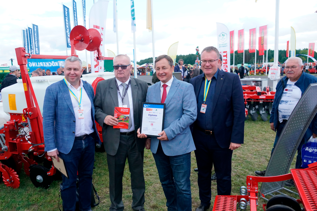 Innovative Agrartechnik von der ukrainischen Firma ELVORTI auf der AGRO-SHOW 2022 (Polen)