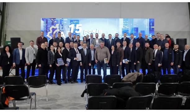 ELVORTI gratuliert der Vereinigung „UkrAgroMash“ zum 15-jährigen Jubiläum.