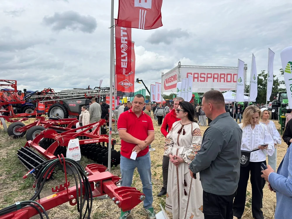 ELVORTI auf der AGRO KIROVOHRADSCHTSCHYNA 2026: Premiere der Scheibenegge ERIDAN 6000 und Präsentation moderner Agrartechnologien — 5