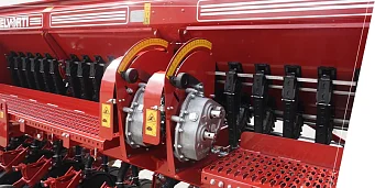 STUFENLOSER ÜBERTRAGUNGSMECHANISMUS (VARIATOR)